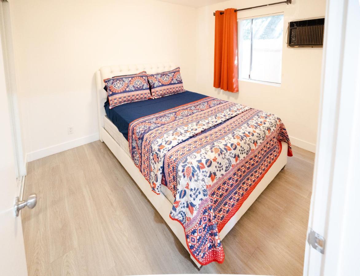 Cozy Small 2 Bedroom In Koreatown/Hollywood Лос-Анджелес Экстерьер фото