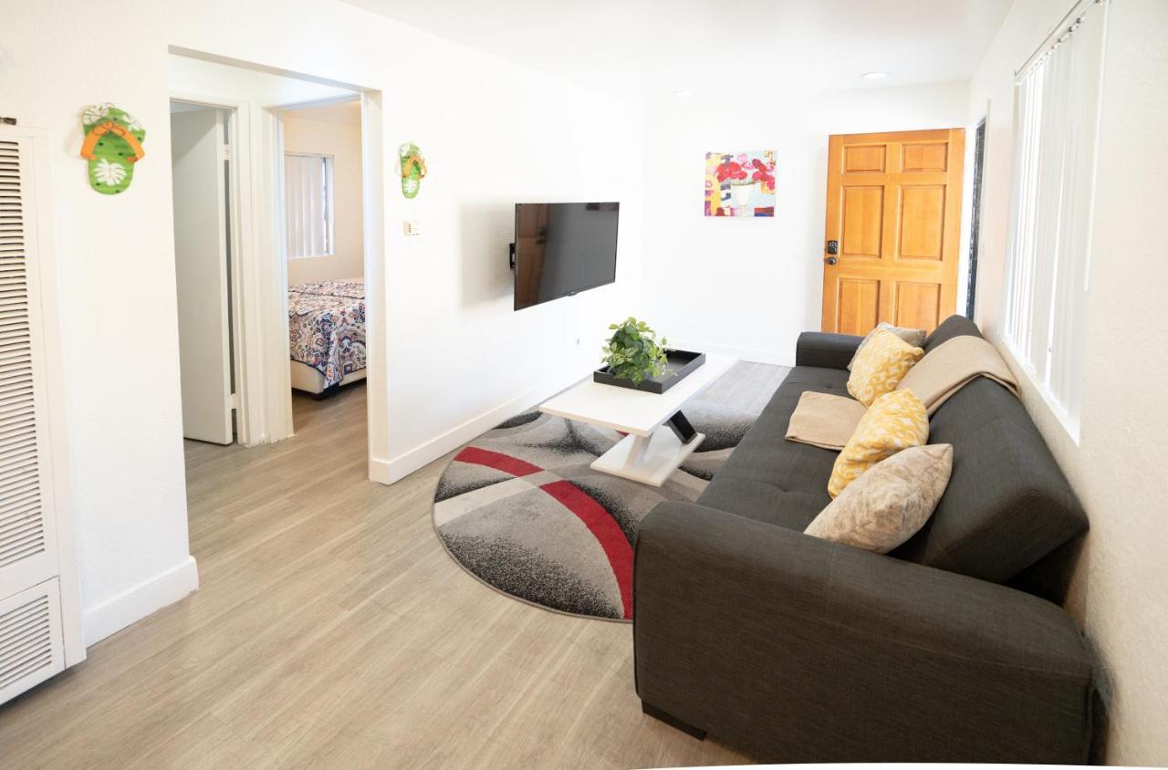 Cozy Small 2 Bedroom In Koreatown/Hollywood Лос-Анджелес Экстерьер фото