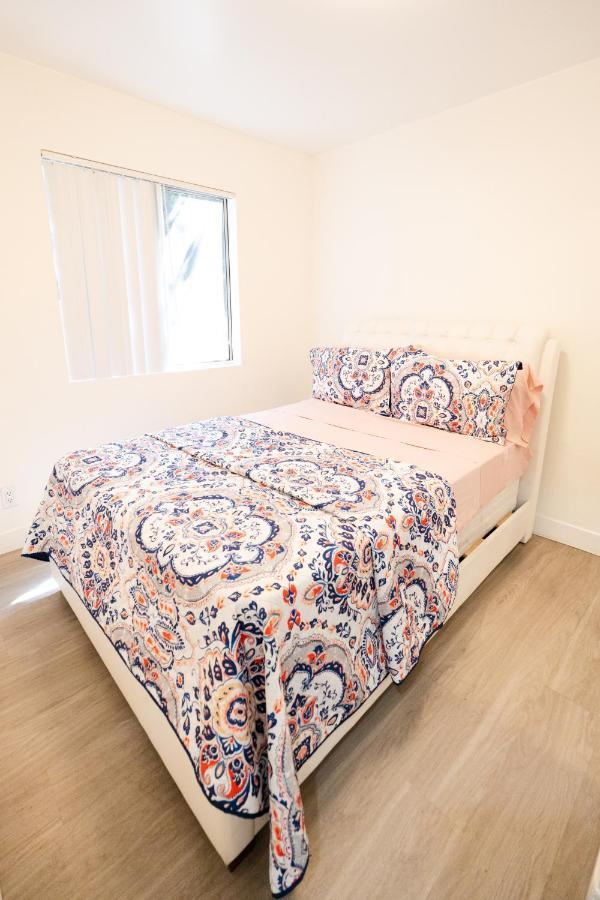 Cozy Small 2 Bedroom In Koreatown/Hollywood Лос-Анджелес Экстерьер фото