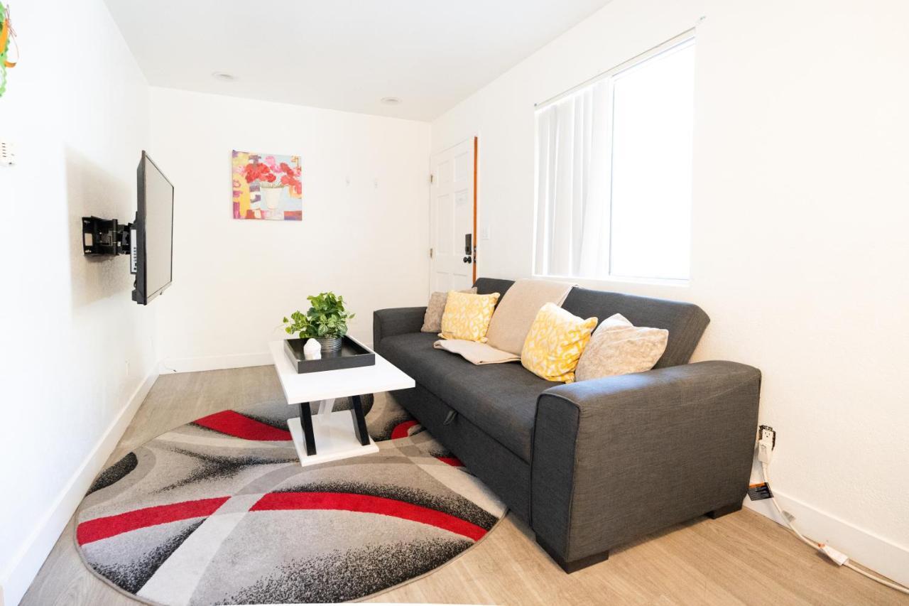 Cozy Small 2 Bedroom In Koreatown/Hollywood Лос-Анджелес Экстерьер фото